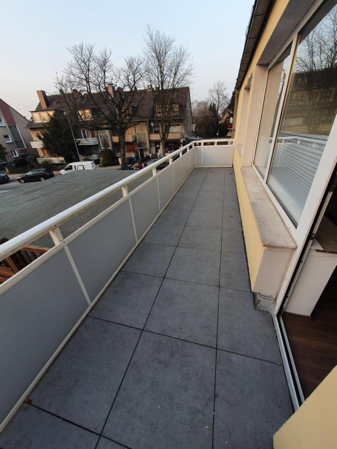Ferienwohnung Schlossstrasse Essen Esterno foto