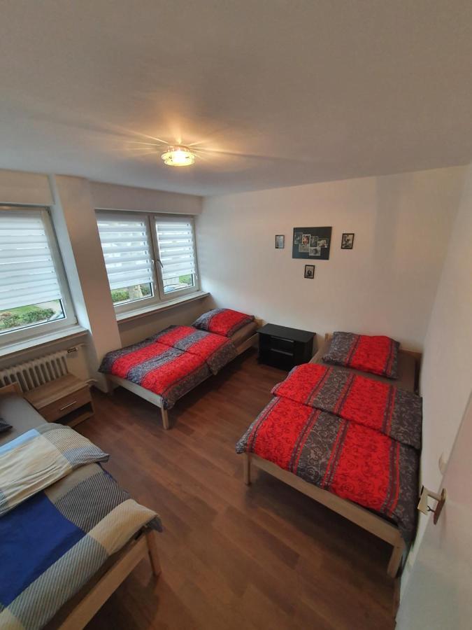 Ferienwohnung Schlossstrasse Essen Esterno foto