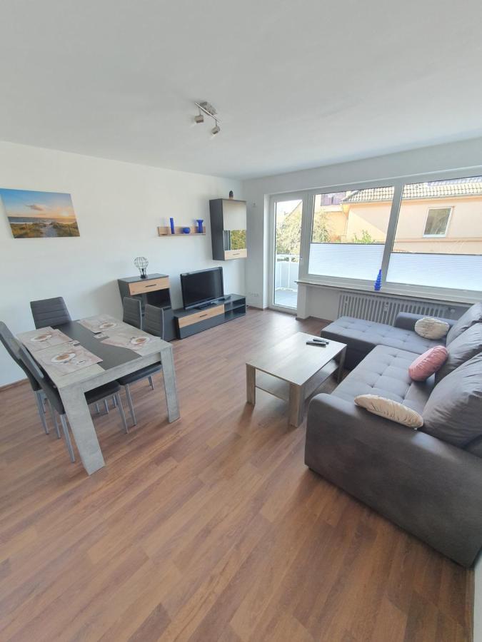 Ferienwohnung Schlossstrasse Essen Esterno foto