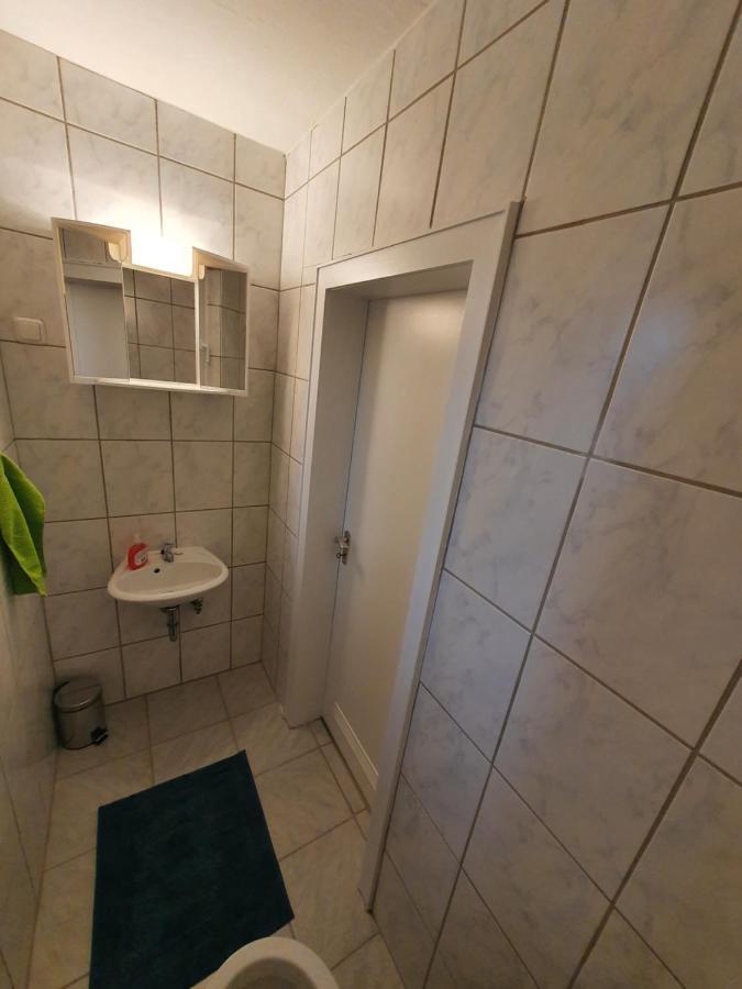 Ferienwohnung Schlossstrasse Essen Esterno foto