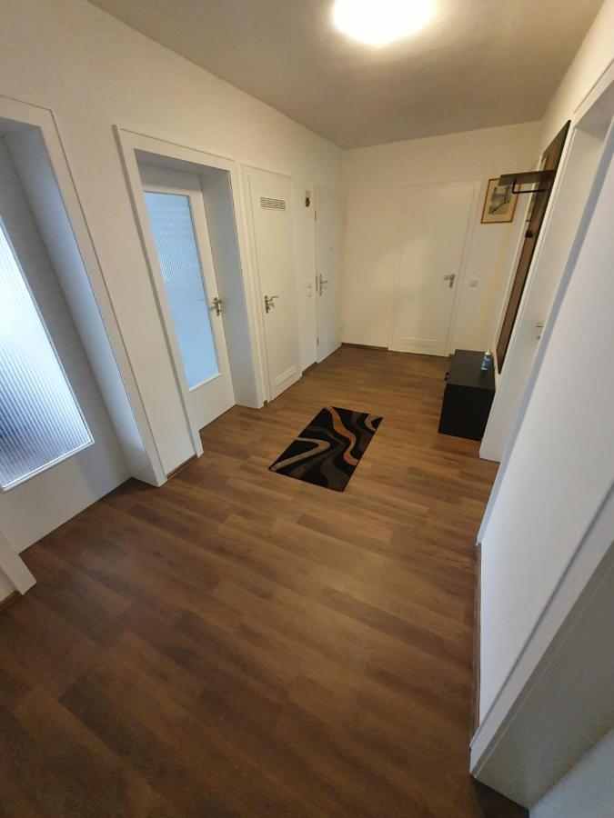 Ferienwohnung Schlossstrasse Essen Esterno foto