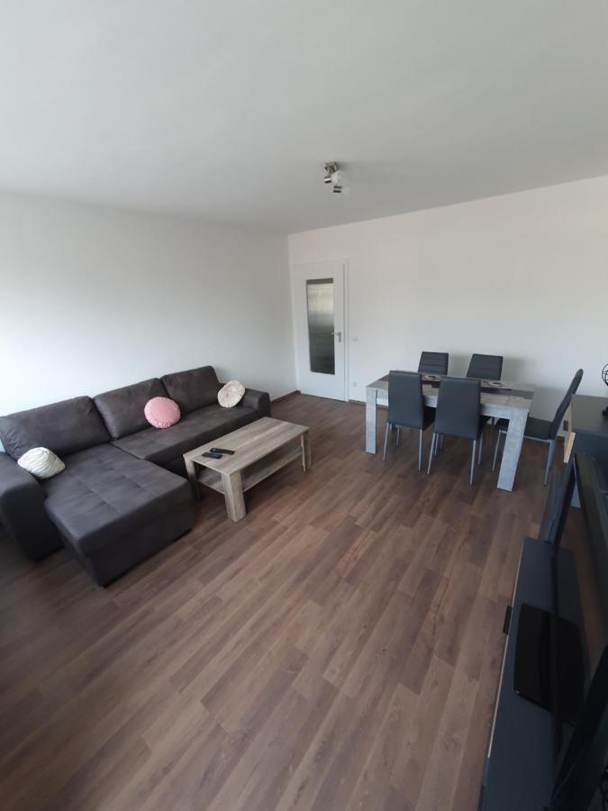 Ferienwohnung Schlossstrasse Essen Esterno foto